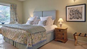 The Crinan Hotel, Accommodation and where to stay, Nr Oban, Scotland
